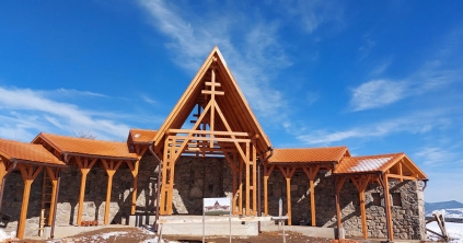 Elkészült a nyúládi Szent László-oltár